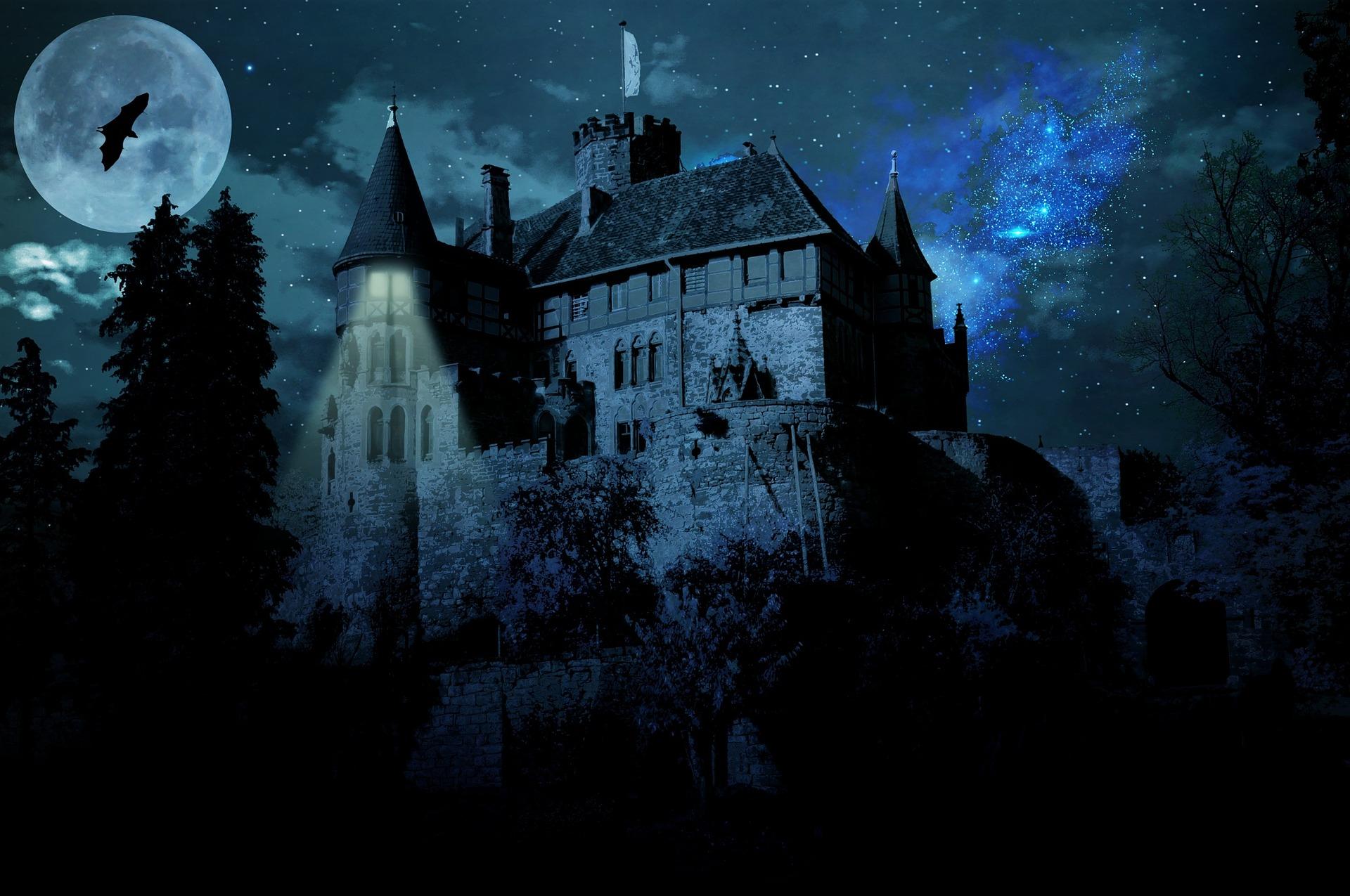 Decorative: ghostly castle