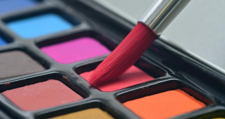 Picture of a set of paints and brush